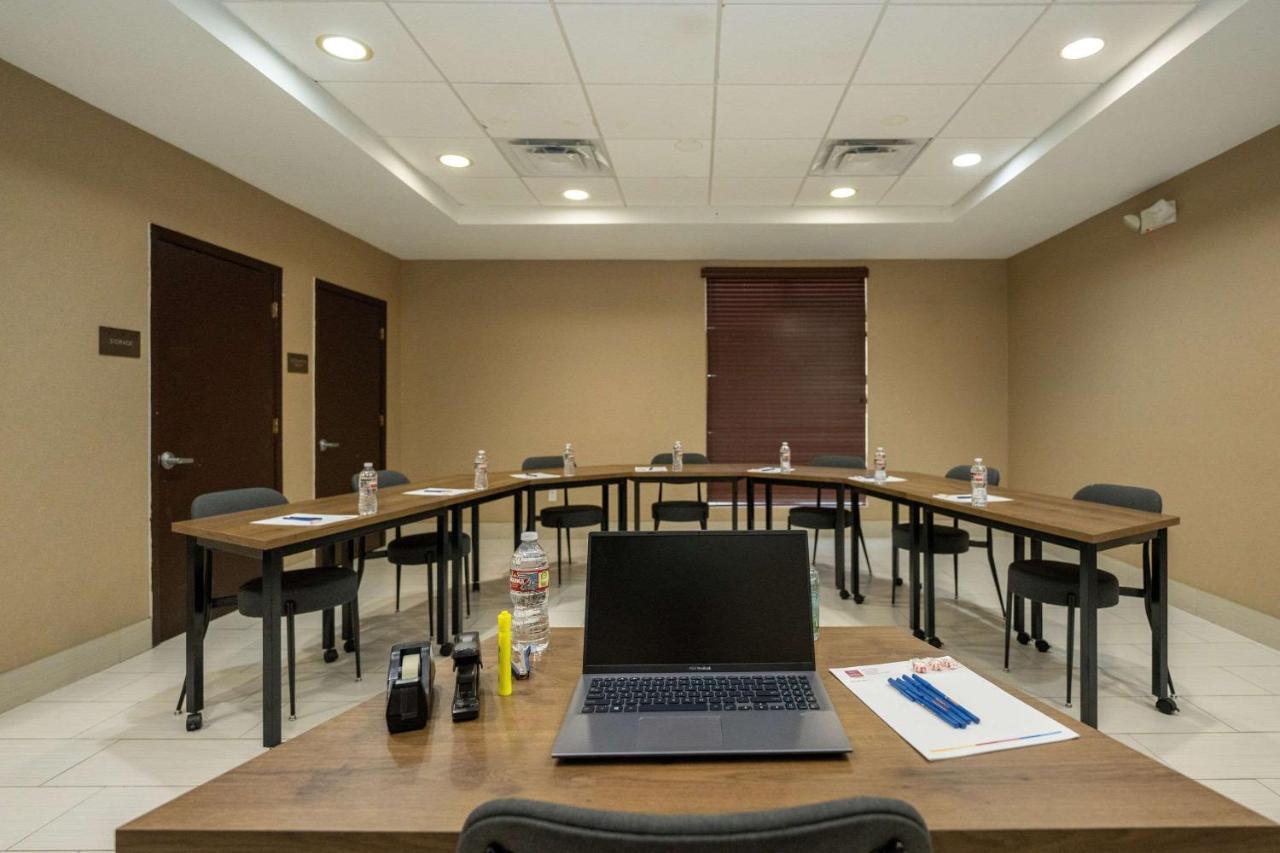 Comfort Suites Houston West At Clay Road Экстерьер фото