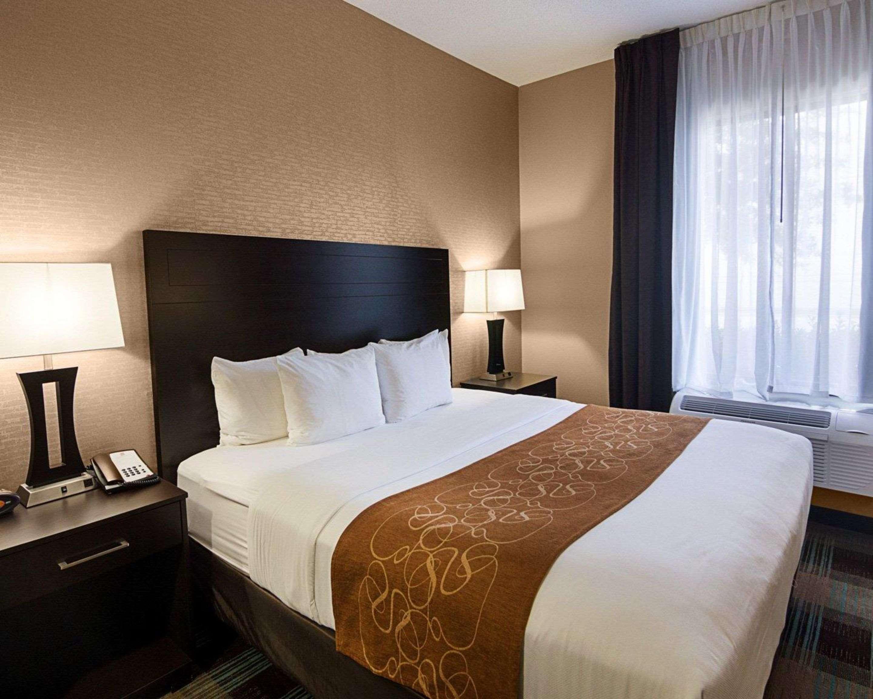 Comfort Suites Houston West At Clay Road Экстерьер фото